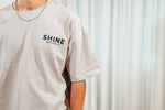 Lade das Bild in den Galerie-Viewer, SHINE Basic Shirt - beige
